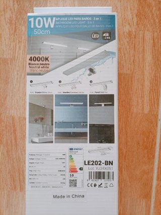 Luz para espejo de baño