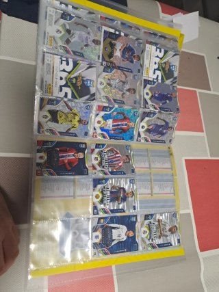 Álbum Adrenalyn XL FIFA 365 2026 184 cromos