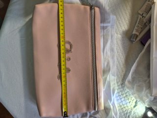 Neceser Dior Rosa con Detalles Plateados