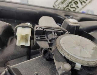 Elevalunas delantero derecho nissan x-trail 31452