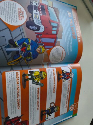 2 libros de Playmobil