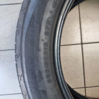 Neumáticos Bridgestone 235/50r18 97v