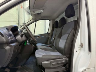 Opel Vivaro 2016