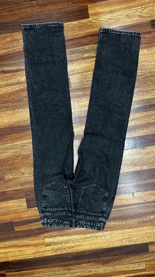 Pantalón vaquero negro/gris