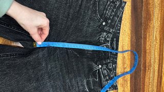 Pantalón vaquero negro/gris