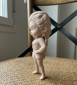 Figura Estilo K-Pop para Pintar