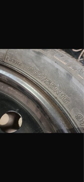 Rueda de repuesto Toyota Avensis