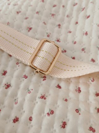 Riñonera borreguito Woman'secret beige NUEVA