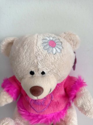 Juguete osita de peluche marca Posh Paws de 27 cm