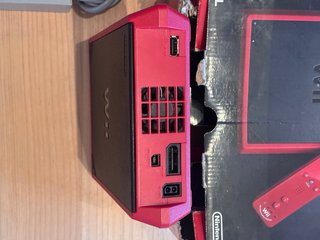 Nintendo Wii Mini Roja + Super Mario Bross