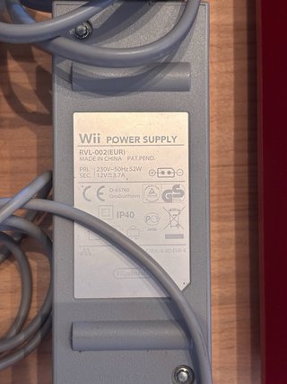 Nintendo Wii Mini Roja + Super Mario Bross