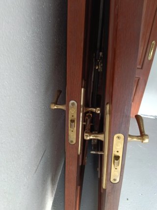 Hojas de puerta madera maciza 7 en total