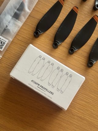 DronDJI Mini 2 para reparar +  helices y protector
