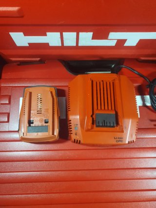 Cargador Hilti C 4/36-350 y Batería B22 4.0