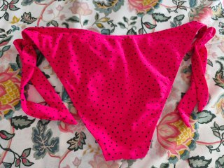 Braga bikini fucsia lunares