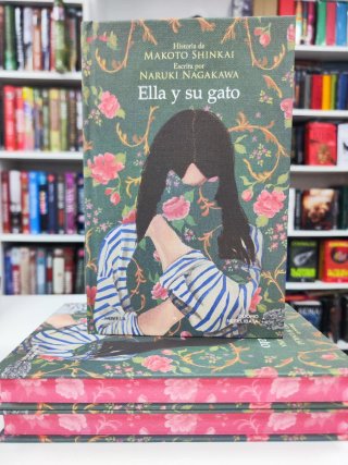 Ella y su gato. Ed. especial con cantos tintados