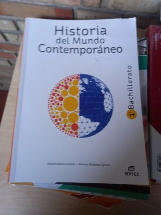 Lote de libros de Ies Europa Mostoles Bach CSocial