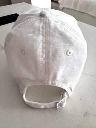 Gorra Adidas 3 bandas blanca