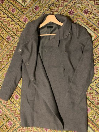 Abrigo de paño gris