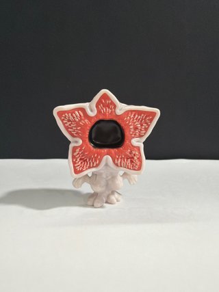 Figura Demogorgon Stranger Things Kinder joy