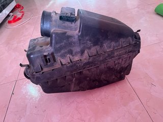 Caja filtro aire Toyota Avensis