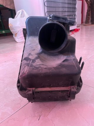 Caja filtro aire Toyota Avensis