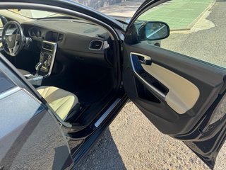 Volvo V60 2015
