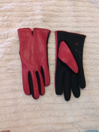 Guantes Audi Sport Negro y Rojo