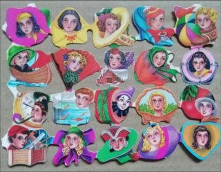 Lamina Cromos troquelados Fher 51. Señoritas