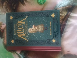 Libro Alicia en el Pais de las Maravillas