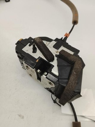 Cerradura puerta nissan 82 50 04e a2a qashqai 2484