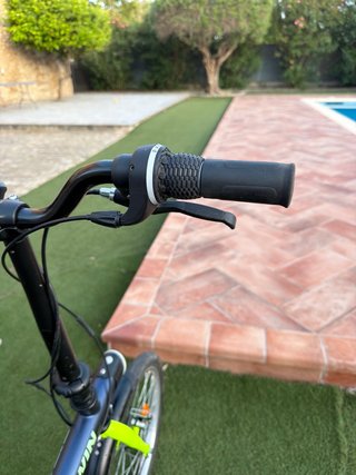 Bicicleta plegable BTWIN azul y verde
