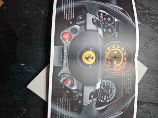 Folleto del FERRARI Portofino