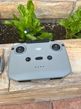 Dron DJI Mini 2 Fly More Combo