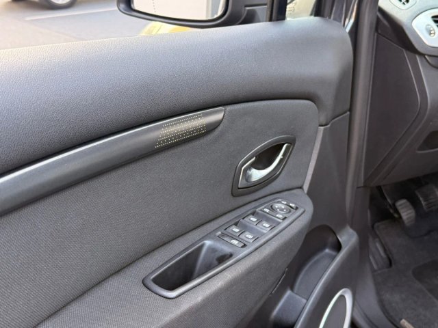Renault Scenic GPS 6VELOCIDADES