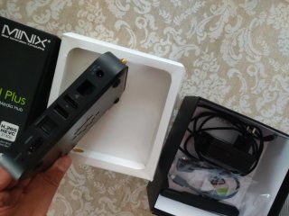Minix Neo X8-H Plus Android TV Box