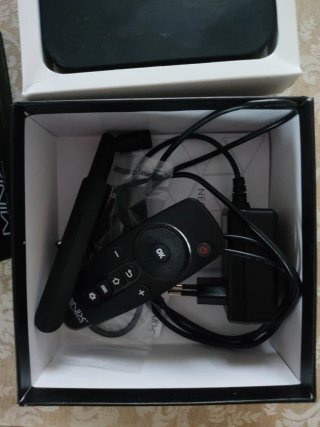 Minix Neo X8-H Plus Android TV Box