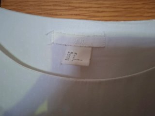 Camisa satén blanca elegante