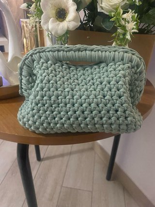 Pochette Cluch fatta a mano in fettuccia