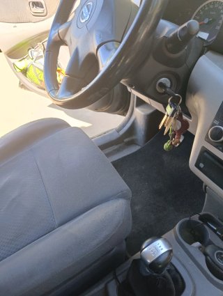 Nissan Almera 2006