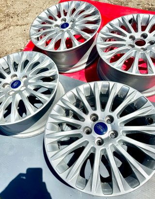 Llantas Ford Focus 7x17