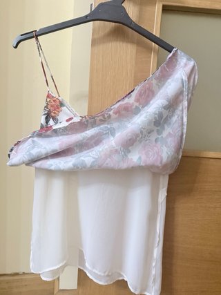 Camiseta lencera flores