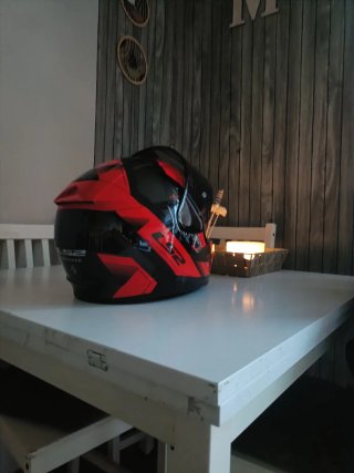 Casco Integral LS2 Negro/Rojo
