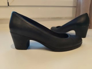 Zapatos de tacón negros