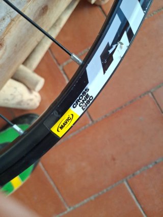 Ruedas MAVIC Crossone Disc 26"