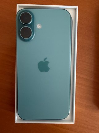 iPhone 16 256GB Verde azulado