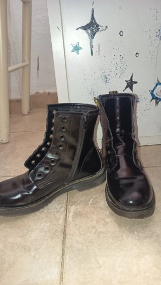 Botas negras con cremallera dr Martens
