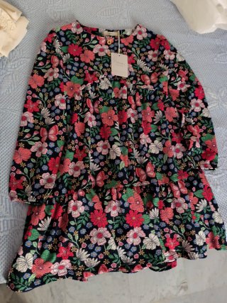 Vestido Sfera floral T7-8 sin estrenar