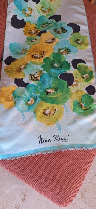 Bufanda Seda Nina Ricci Flores Verde Azul Amarillo