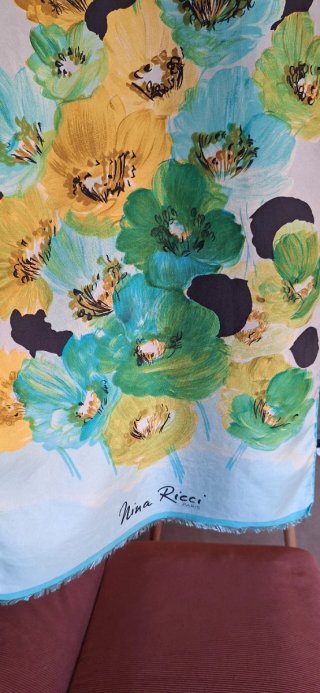 Bufanda Seda Nina Ricci Flores Verde Azul Amarillo